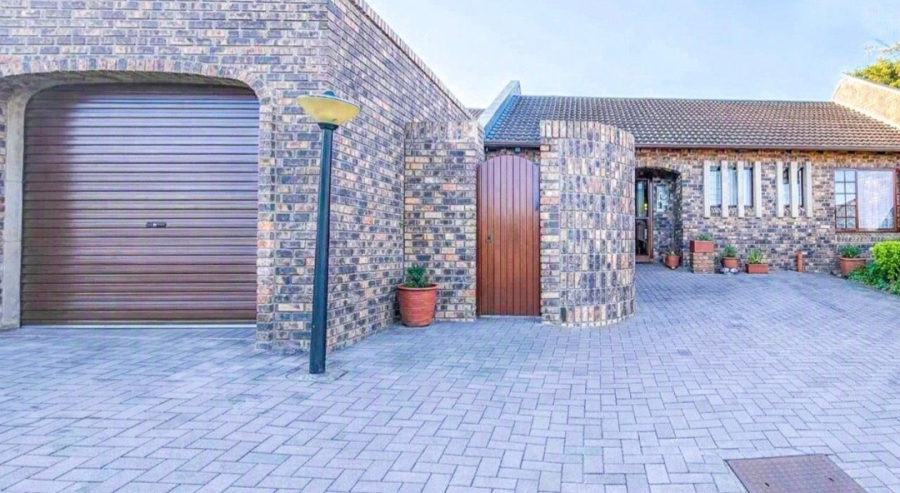 2 Bedroom Property for Sale in Gonubie Eastern Cape